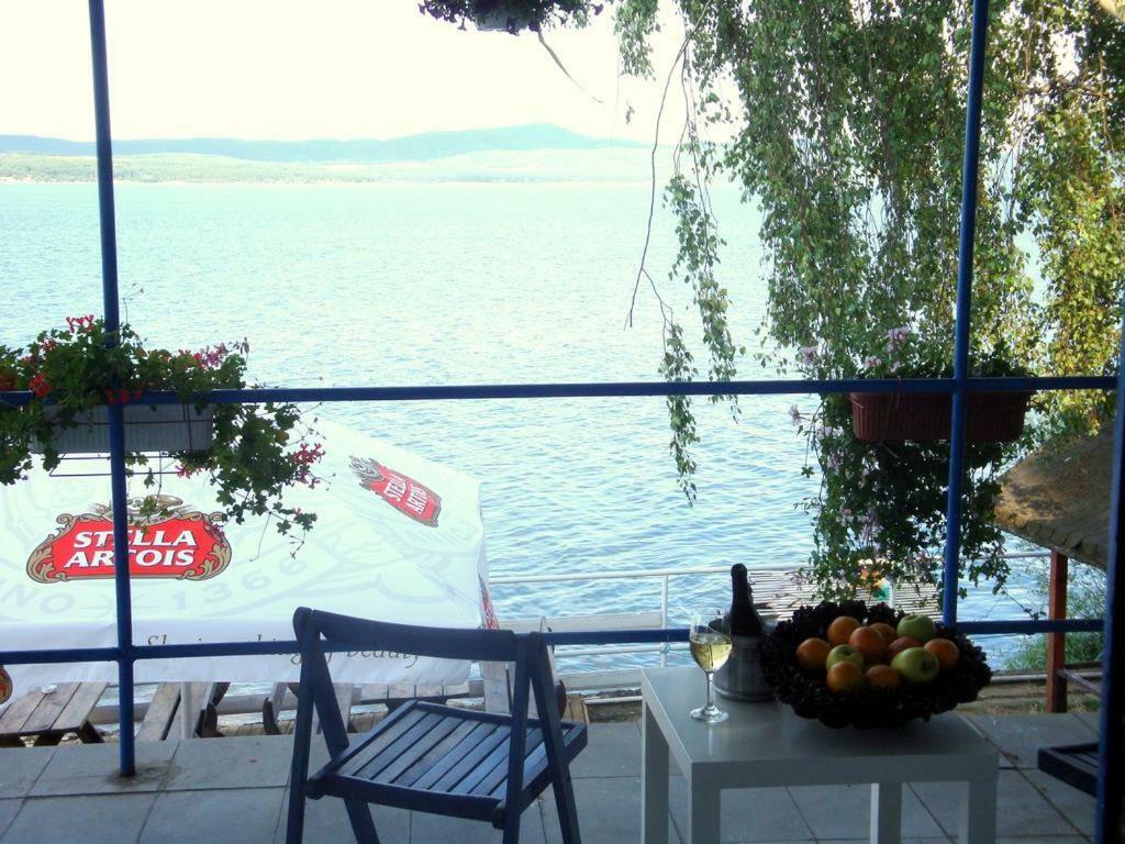 Комплекс Белите Къщи Shtarkelovo Gnezdo Exterior photo