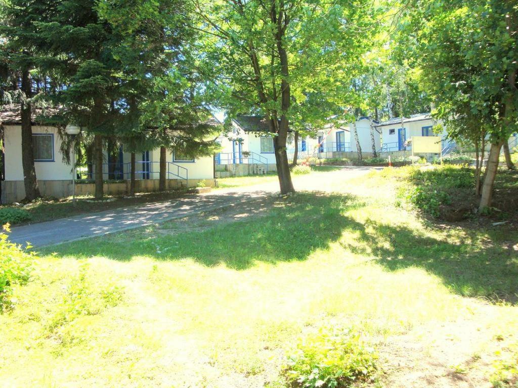 Комплекс Белите Къщи Shtarkelovo Gnezdo Exterior photo